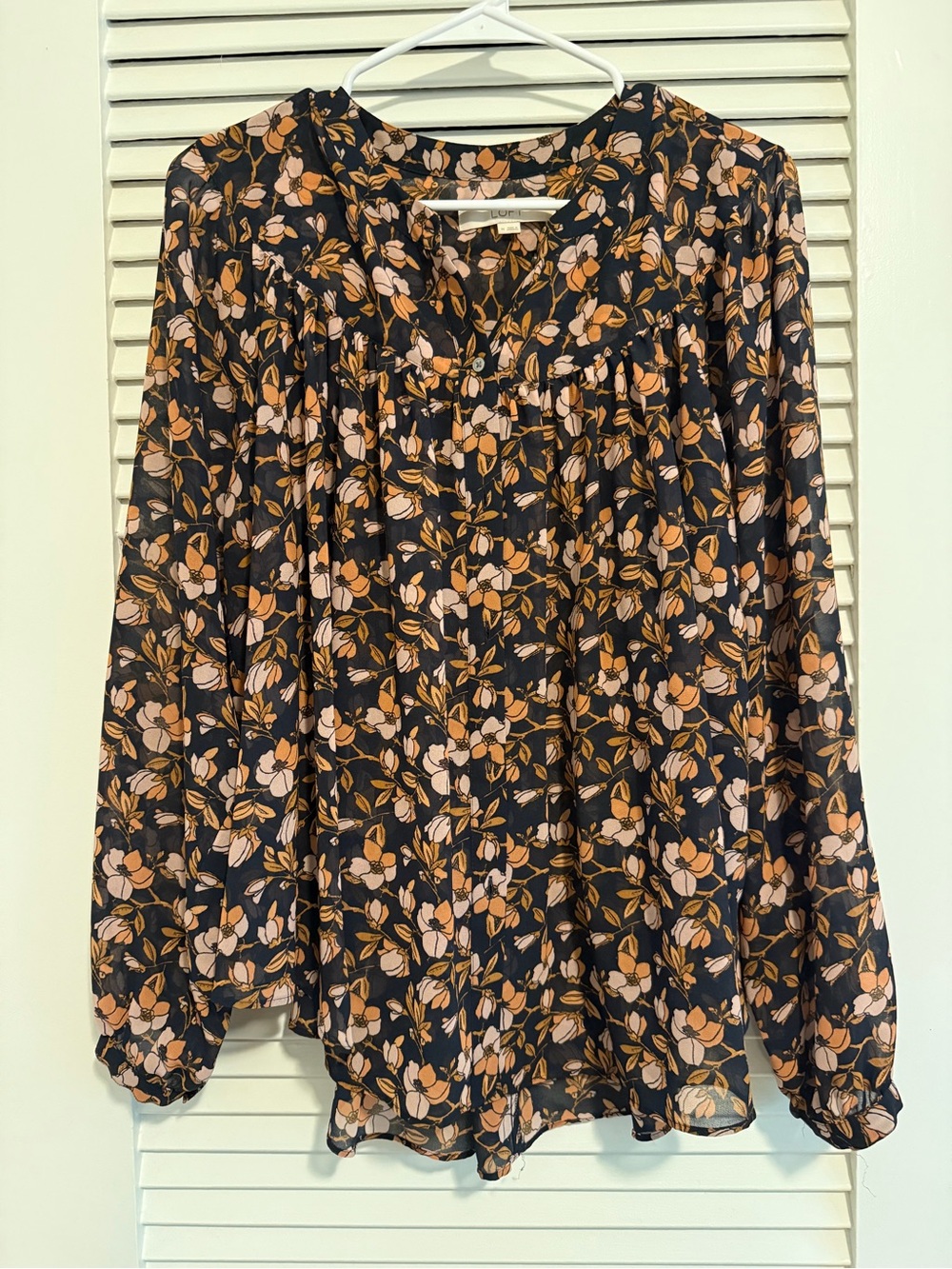 Woolrich Floral Peasant Blouse - Black with Peach Floral